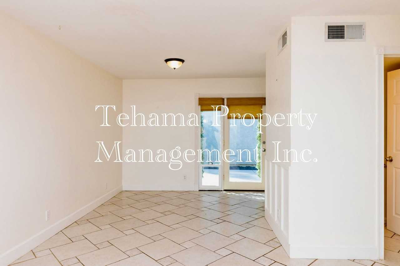 119 Amberidge Dr - Photo 4 of 13