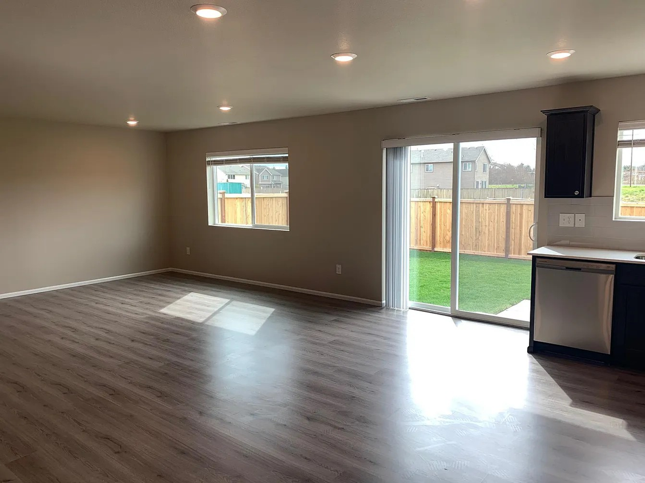 6500 44th St E - Photo 5 of 24