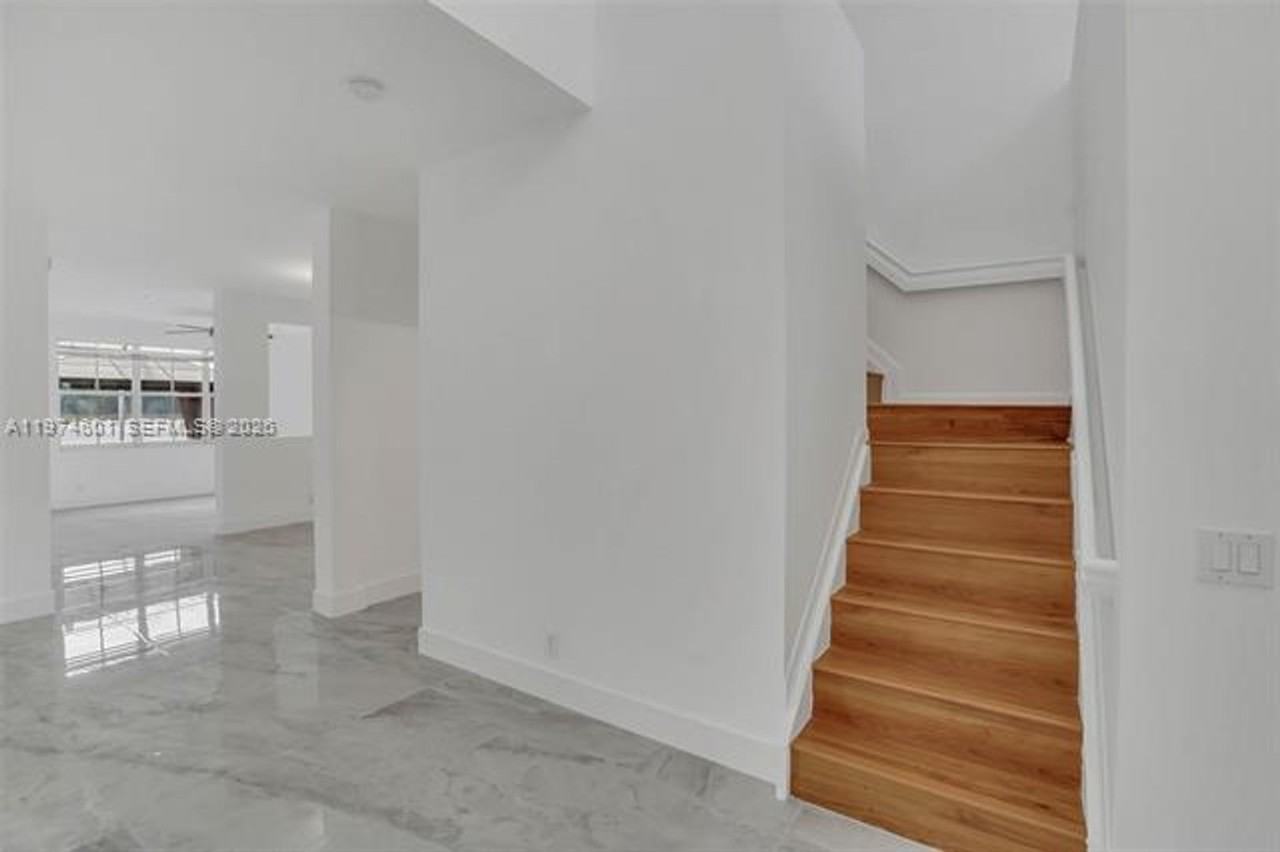 659 Vista Meadows Dr - Photo 4 of 39