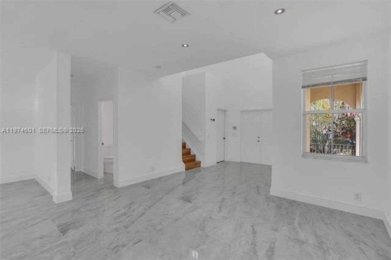 659 Vista Meadows Dr - Photo 7 of 39