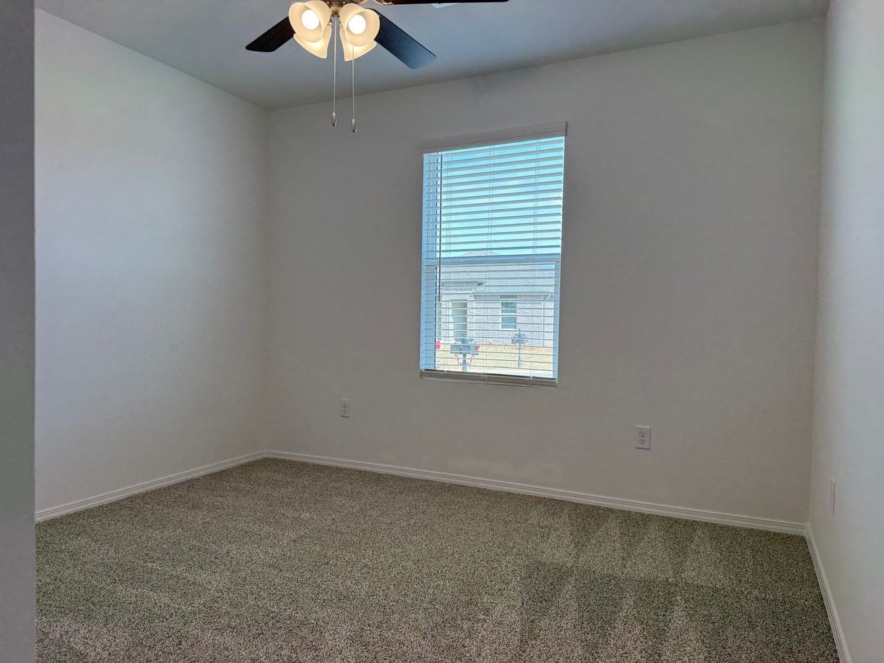 240 Big Horn Cv - Photo 3 of 22