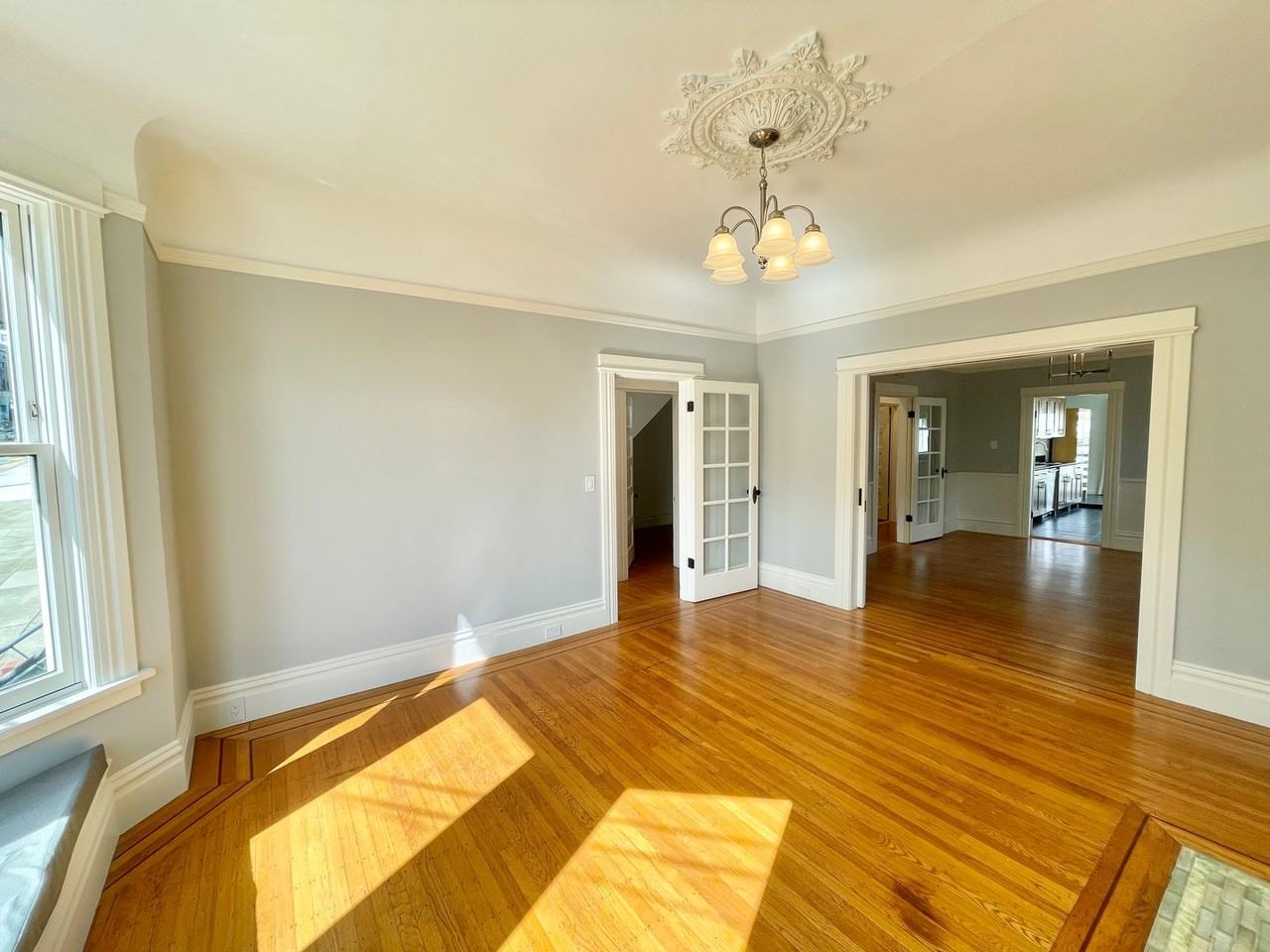 472 Clipper St - Photo 2 of 27