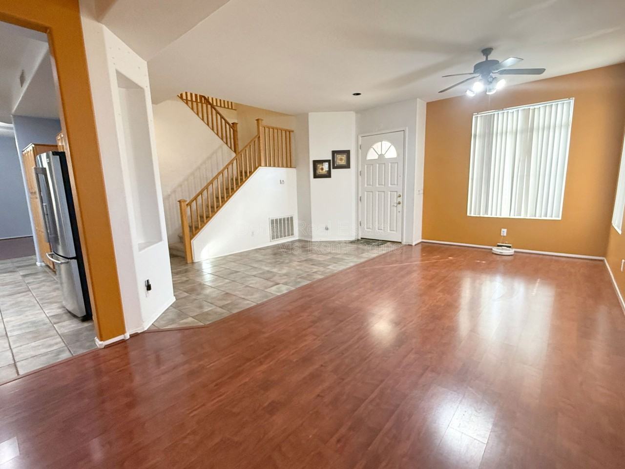 9786 S La Rosa Dr - Photo 5 of 37