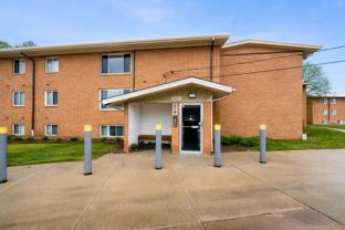 22081 River Oaks Dr - Photo 1 of 1