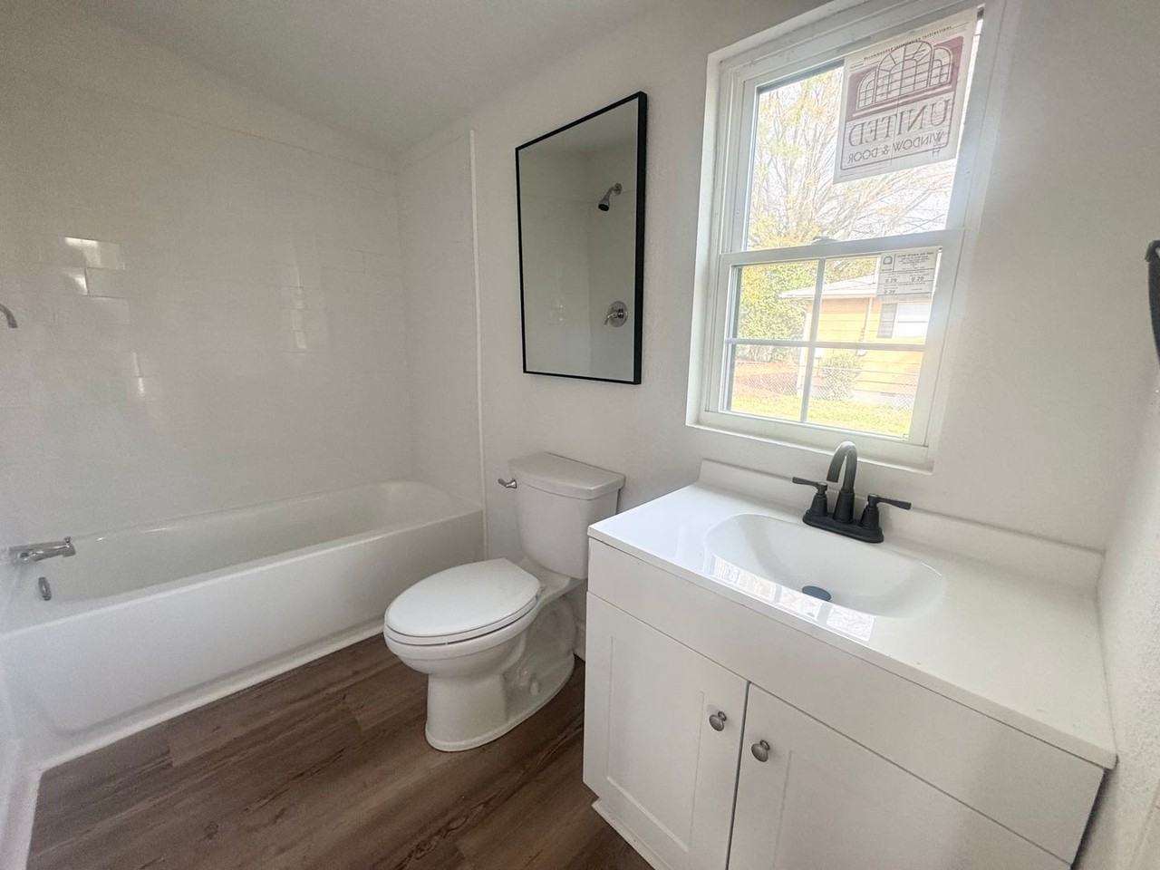801 Herrington Rd - Photo 3 of 9