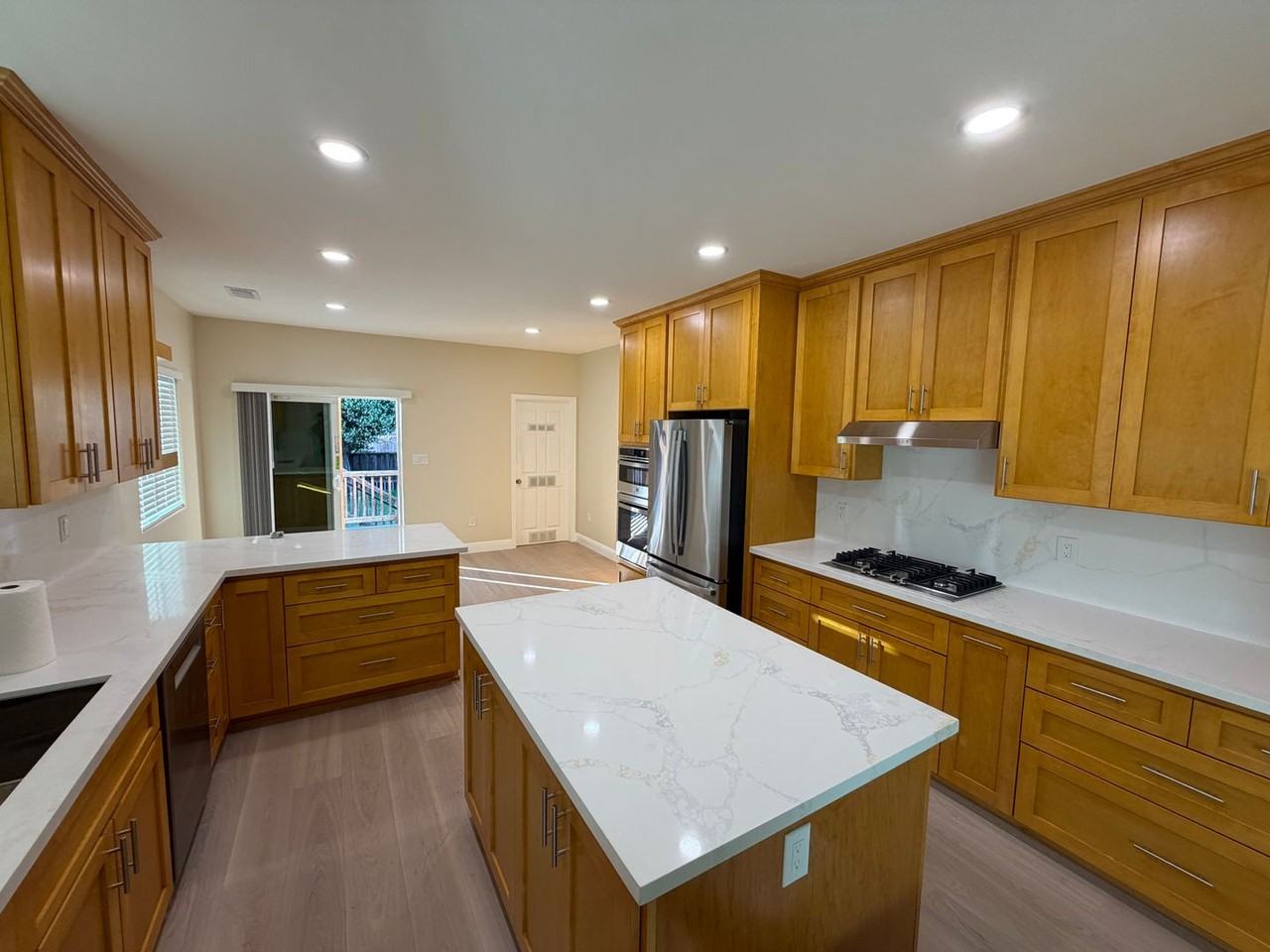 985 Williams St. - Photo 5 of 26