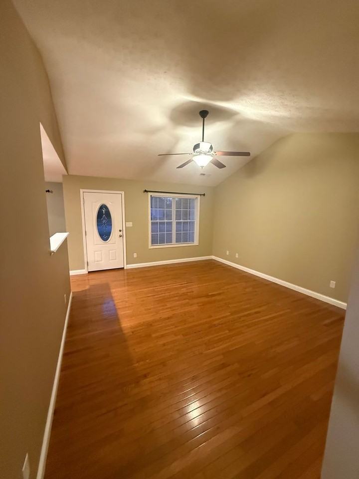 332 Saint Paul Ave - Photo 2 of 14