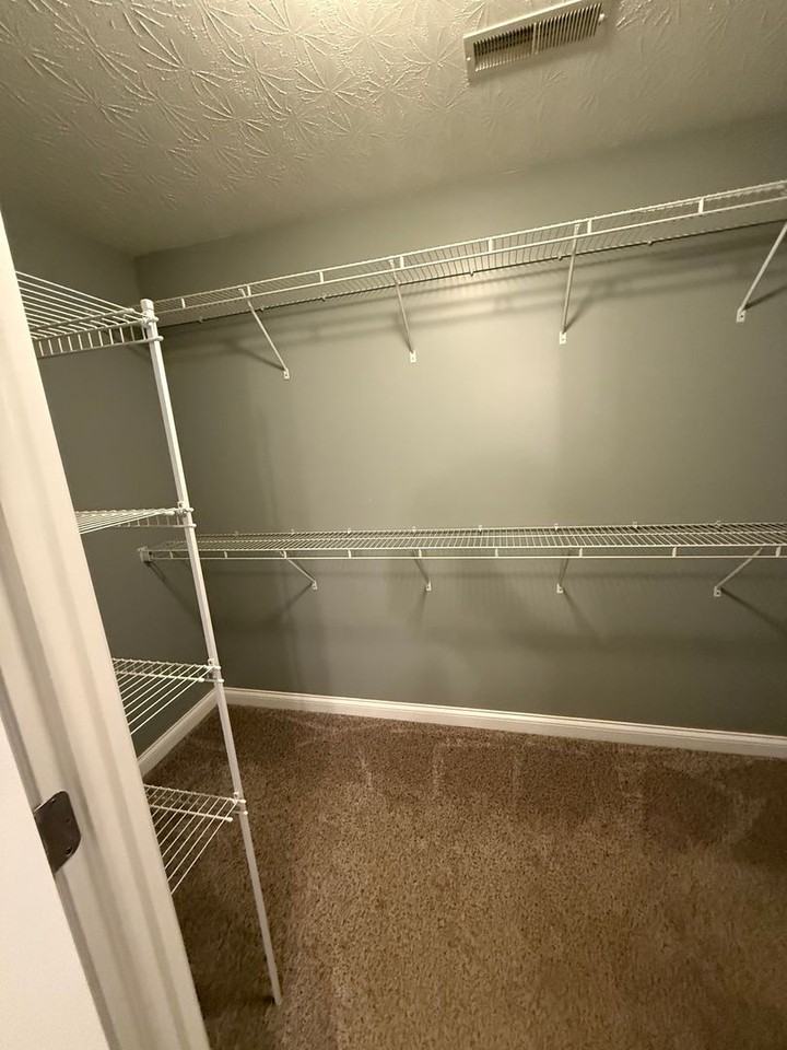 332 Saint Paul Ave - Photo 7 of 14