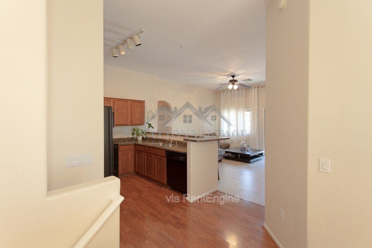 2250 E Deer Valley Rd #44 - Photo 3 of 29