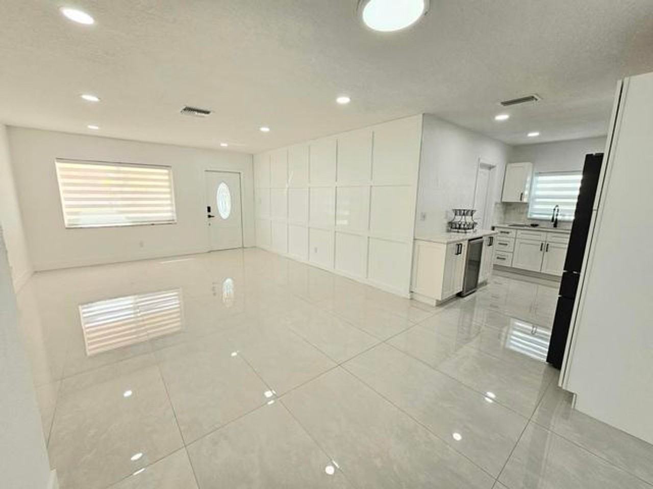 7304 Westwood Dr - Photo 4 of 11