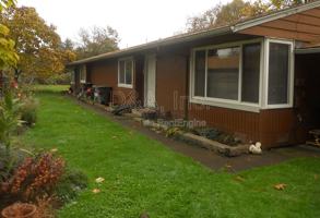 featured image of 4041 Ne Fair Acres Dr