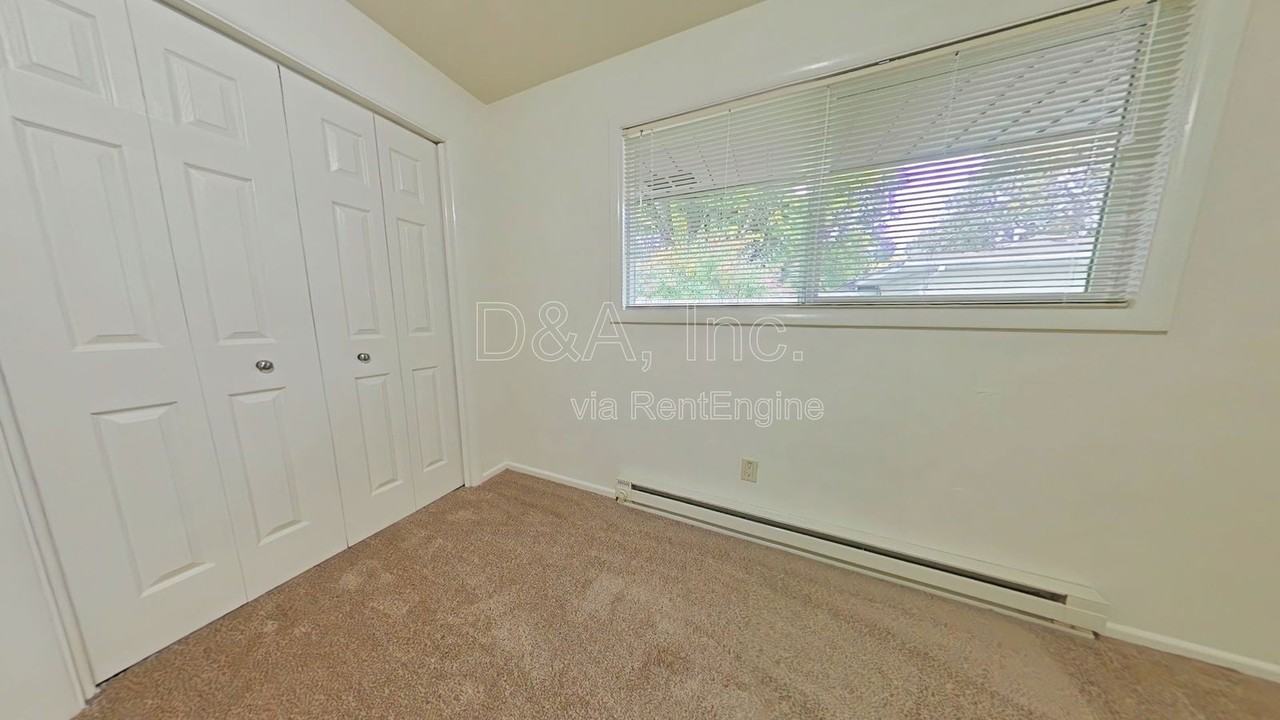 4041 Ne Fair Acres Dr - Photo 5 of 13