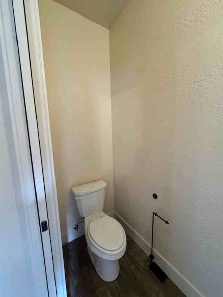 315 Cedar St #E - Photo 6 of 20