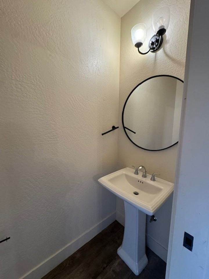 315 Cedar St #E - Photo 7 of 20