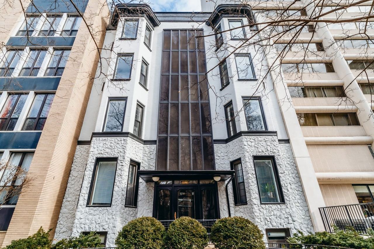 Renovated Gold Coast Apartments - Photo 2 of 13