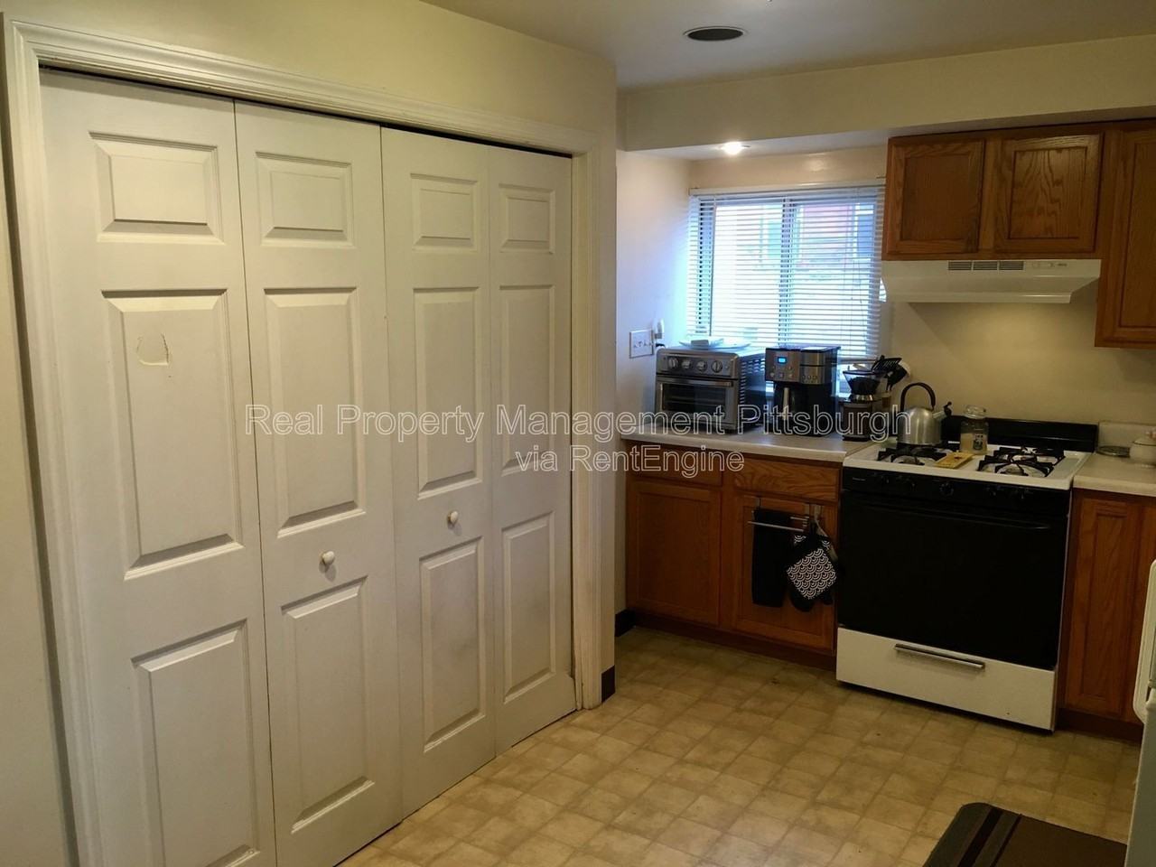 606 S Mathilda St #2 - Photo 7 of 16