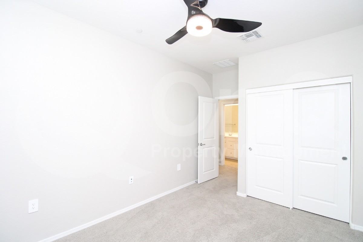 2633 S Catherine Dr #102 - Photo 6 of 15