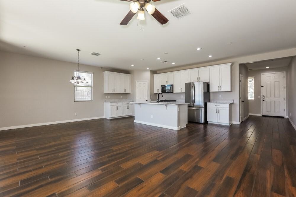 1266 N Banning - Photo 4 of 16