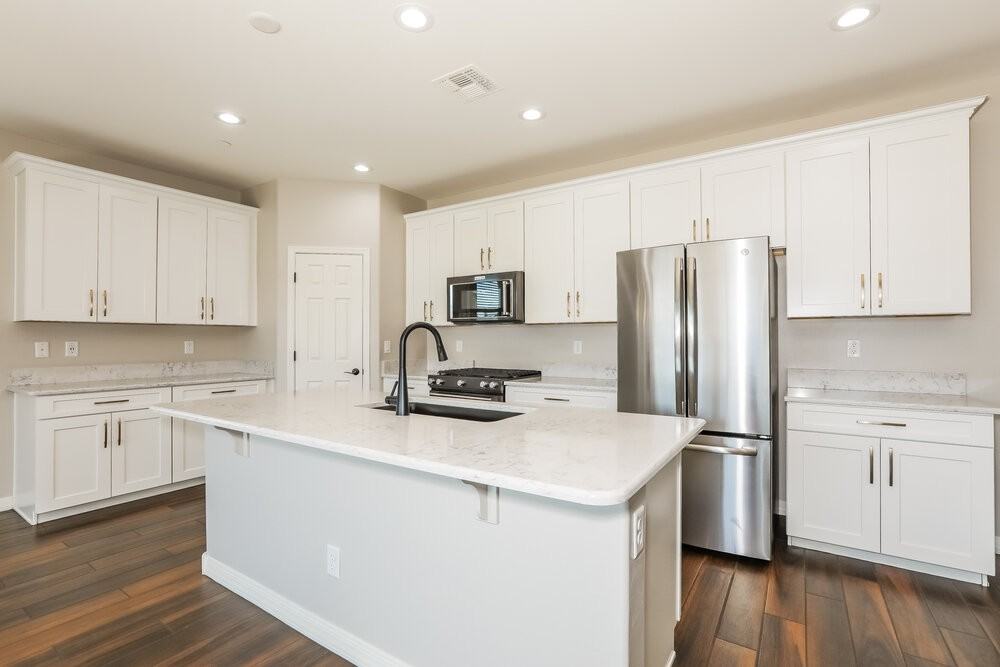 1266 N Banning - Photo 7 of 16