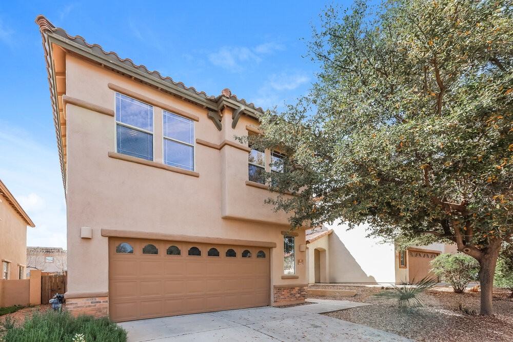 462 E Calle De Ocaso - Photo 4 of 17