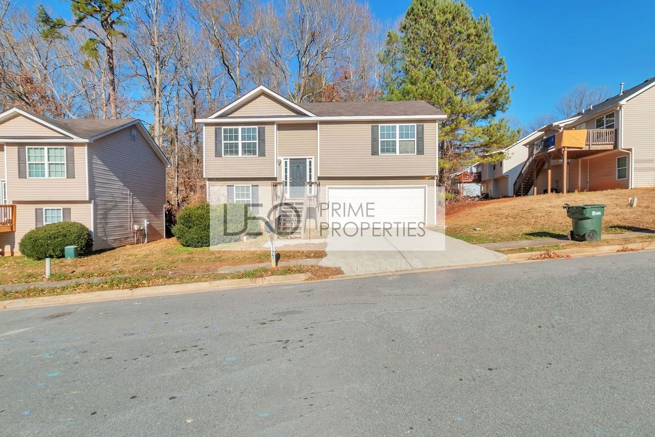 9177 Jefferson Ave Sw - Photo 2 of 24