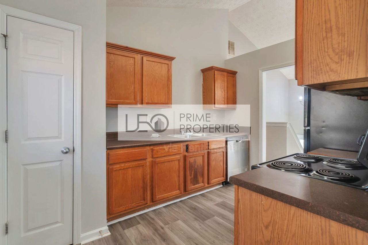 9177 Jefferson Ave Sw - Photo 3 of 24