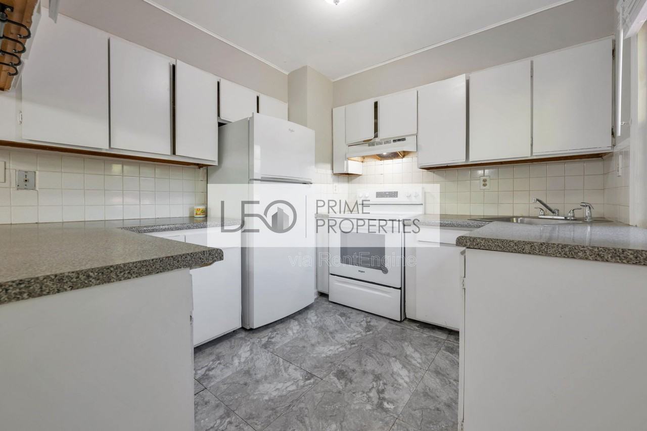 3168 Bluebird Ln - Photo 5 of 16