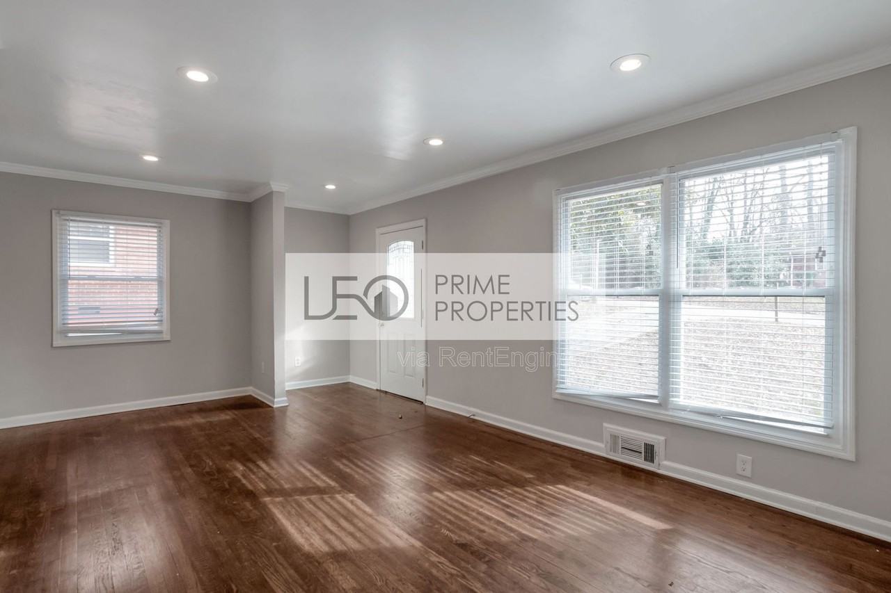 751 Yale Pl Sw - Photo 4 of 15