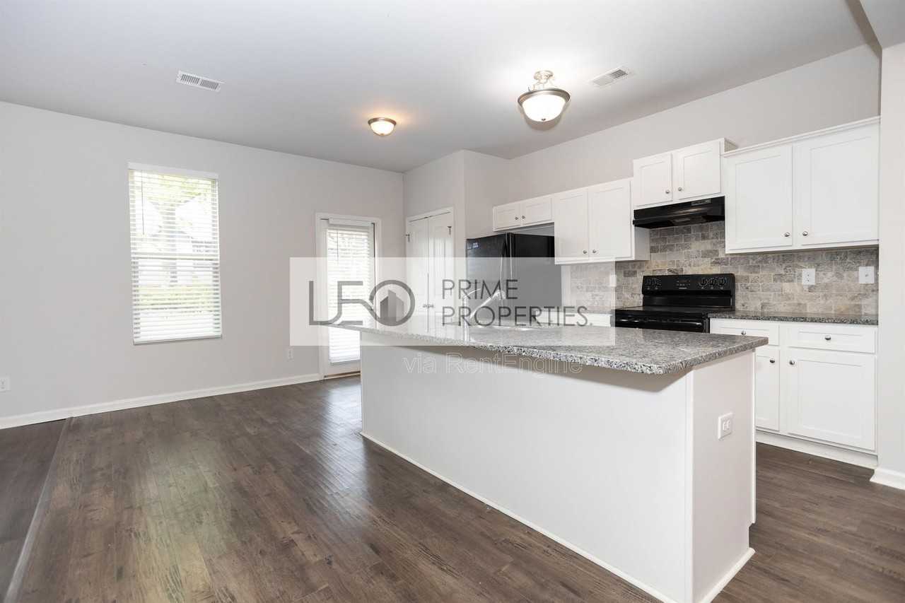 156 Daisy Cir - Photo 7 of 27