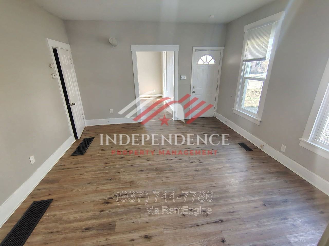 515 Crawford St - Photo 4 of 13