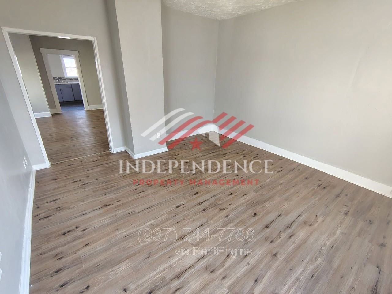 515 Crawford St - Photo 5 of 13