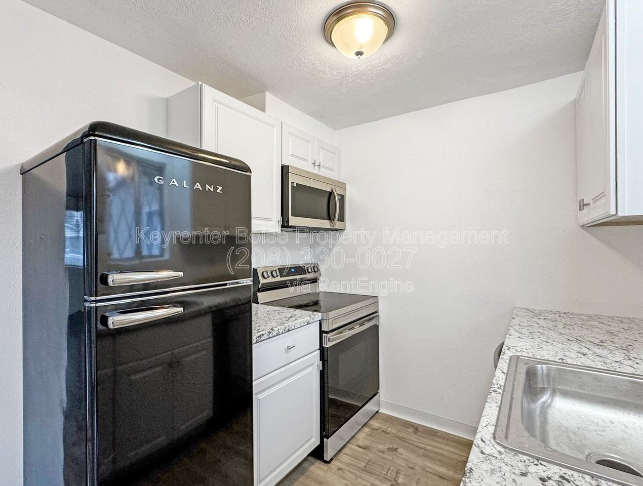 4811 W Targee St - Photo 6 of 15