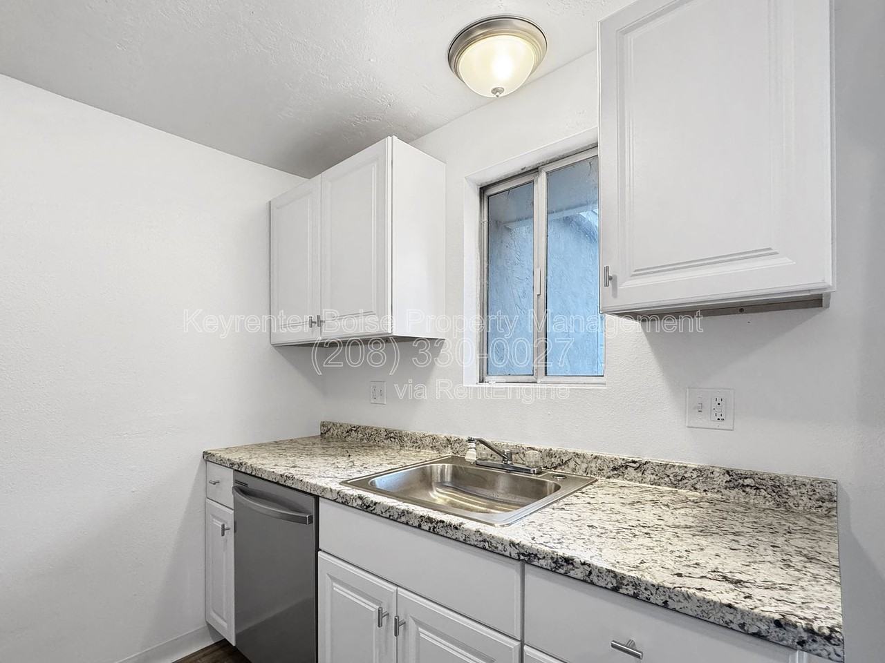 4811 W Targee St - Photo 7 of 15