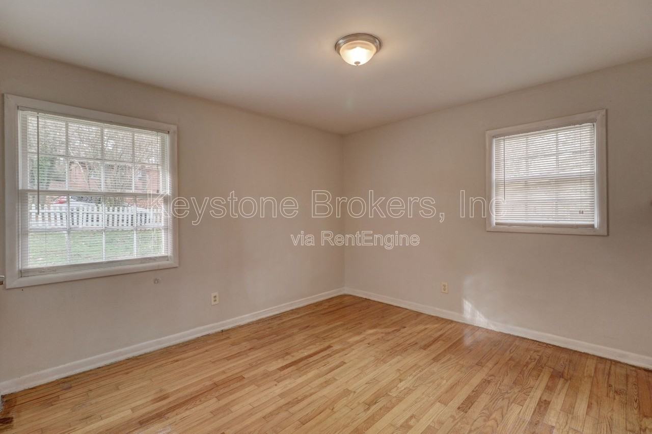 4168 Tara Dr - Photo 5 of 10