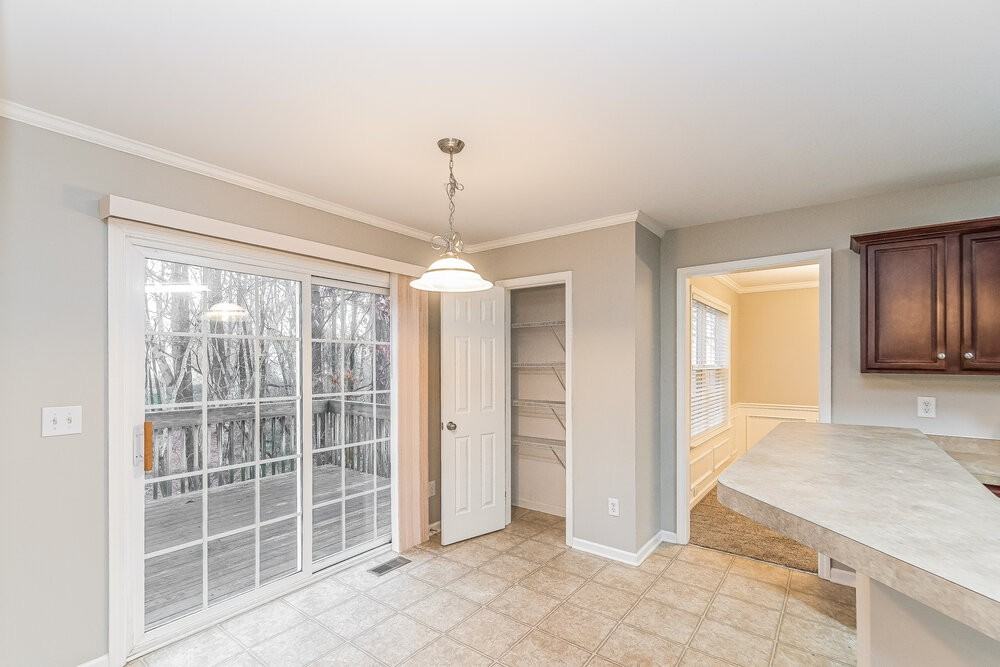 4809 Hodfield Ct - Photo 5 of 17