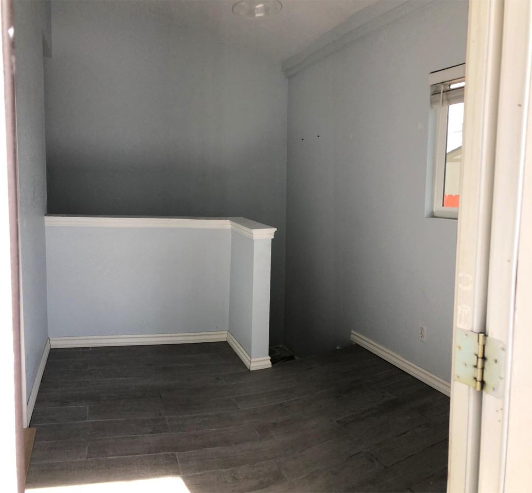 1448 Knox Ct #1 - Photo 2 of 11