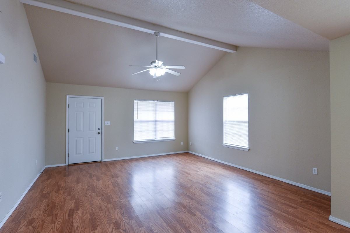 111155 Southroad #4 - Photo 3 of 20