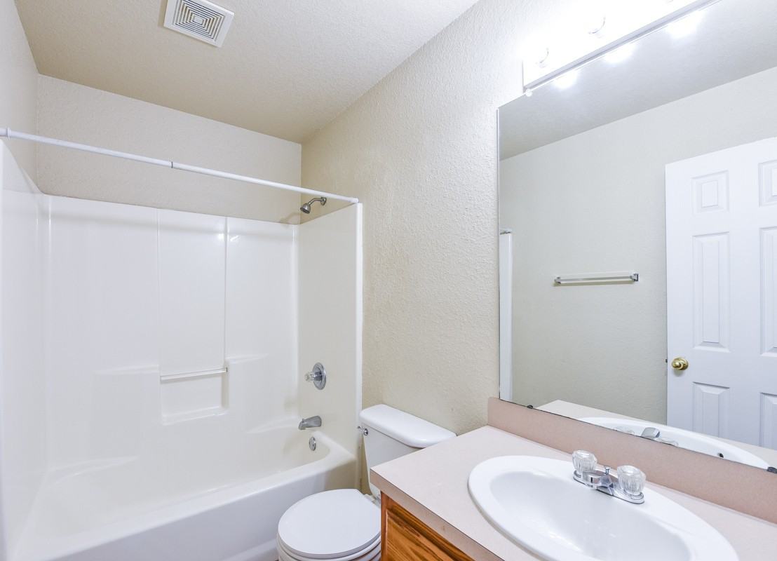 111155 Southroad #4 - Photo 7 of 20