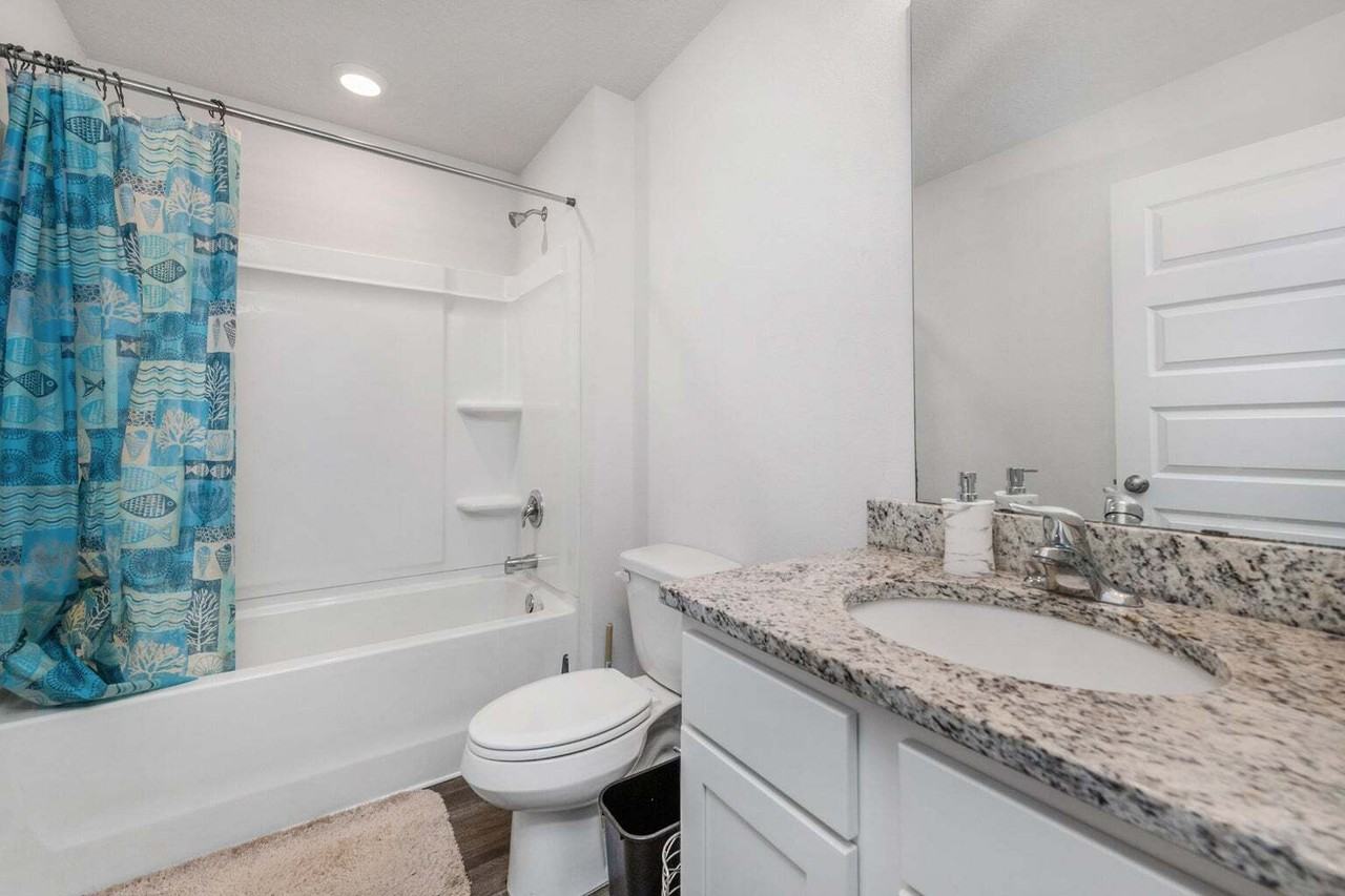 205 Laurel Hill St - Photo 2 of 16