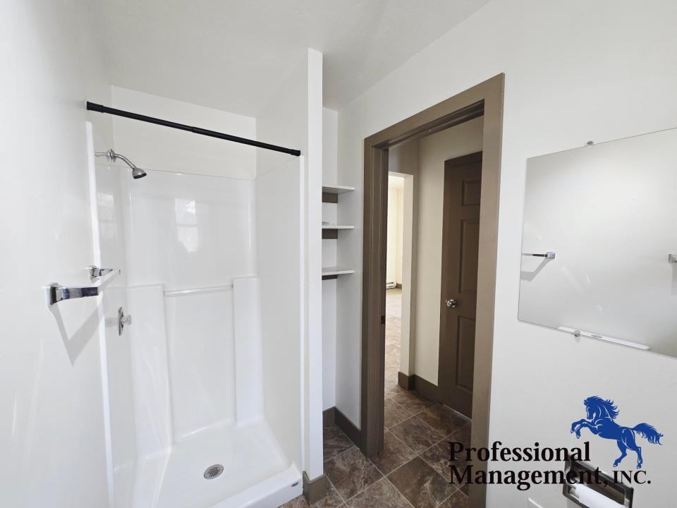 209 S 30th St #2 - Photo 6 of 7