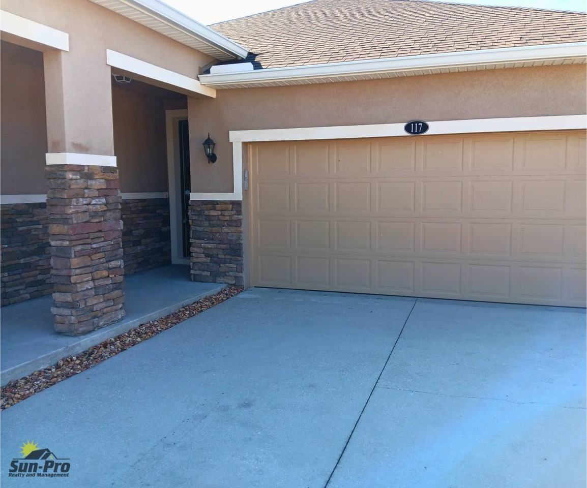 117 Prestwick Grande Dr - Photo 3 of 10