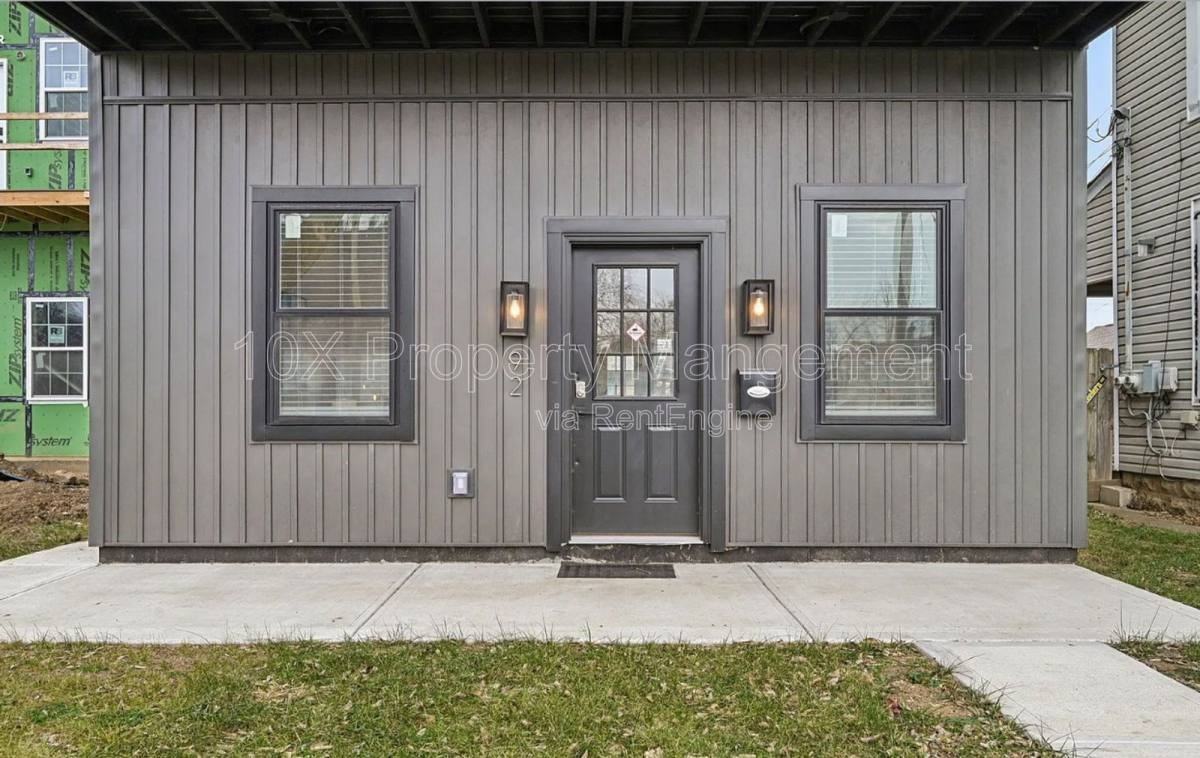 92 E Innis Ave - Photo 2 of 10