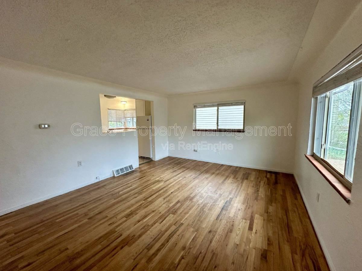 1330 Otis St - Photo 2 of 10