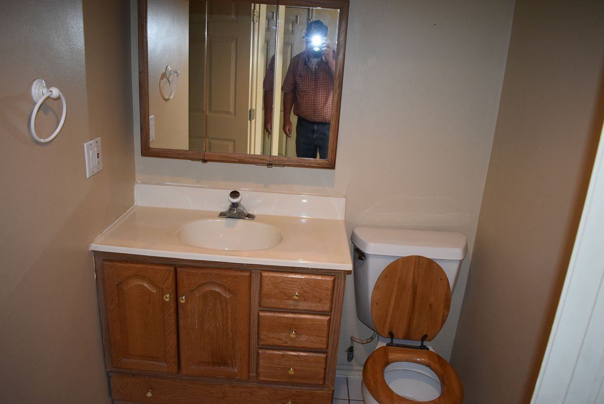 650 N Main St - Photo 5 of 11