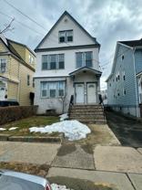 318 Ampere Pkwy - Photo 1 of 1