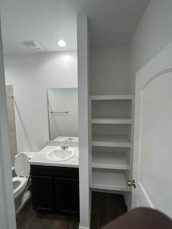 12418 Pelican Bay Dr - Photo 3 of 42