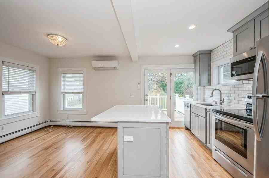 63 Le Grande Ave - Photo 3 of 14