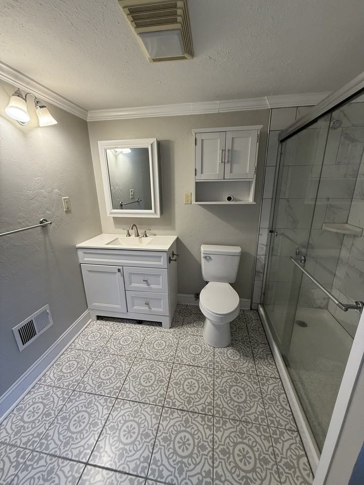 1400 N Enota Ave Nw - Photo 6 of 12