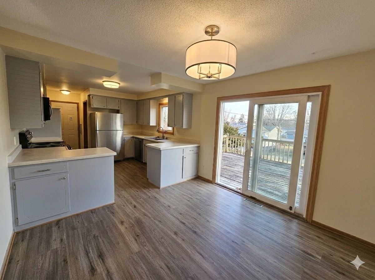 2408 22nd St Nw - Photo 2 of 20