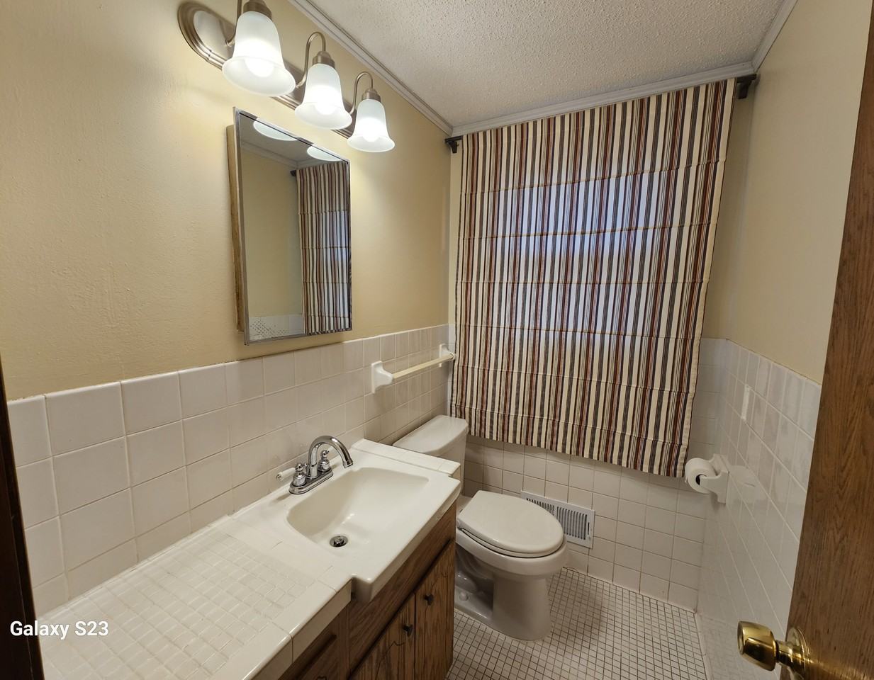 2408 22nd St Nw - Photo 4 of 20